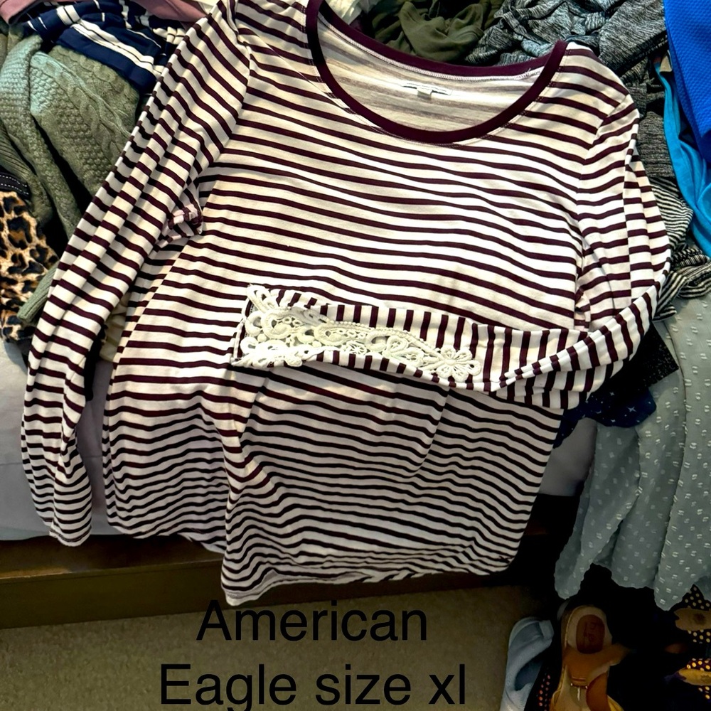 American Eagle long sleeve lace design tee